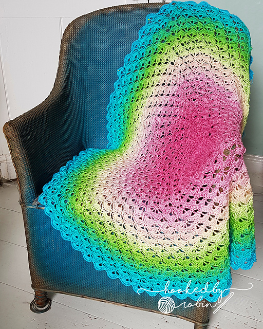 Crochet Lotus Flower Blanket - Free Pattern
